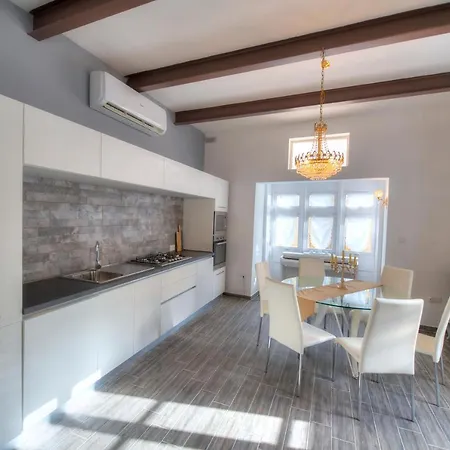 Spectacular Spacious House With Sun Terrace Ilju1-1