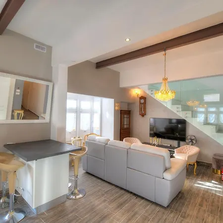 Spectacular Spacious House With Sun Terrace Ilju1-1 *