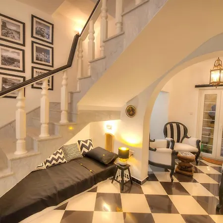 Spectacular Spacious House With Sun Terrace Ilju1-1 Sliema